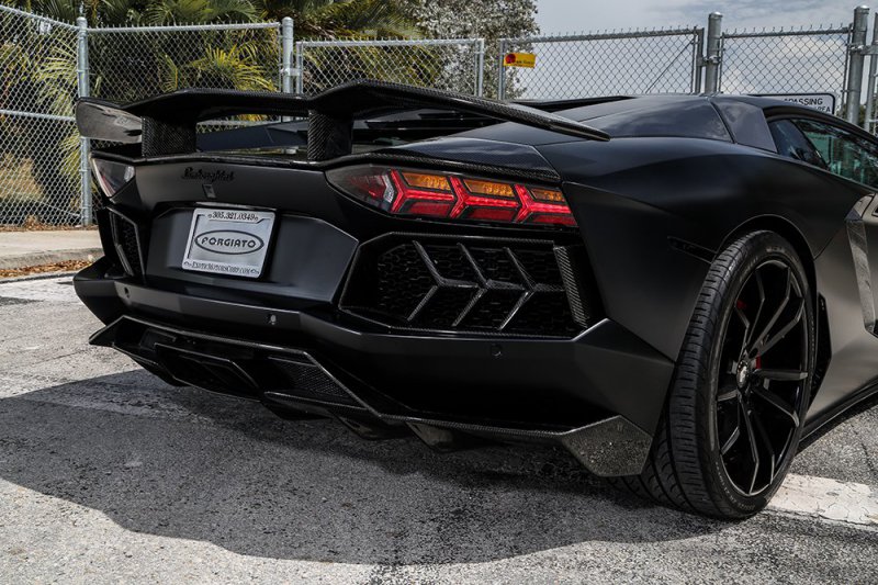 Lamborghini Aventador LP 700-4 от Mansory и Forgiato