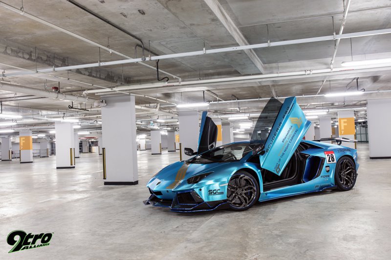 Lamborghini Aventador от Novitec Torado и Liberty Walk