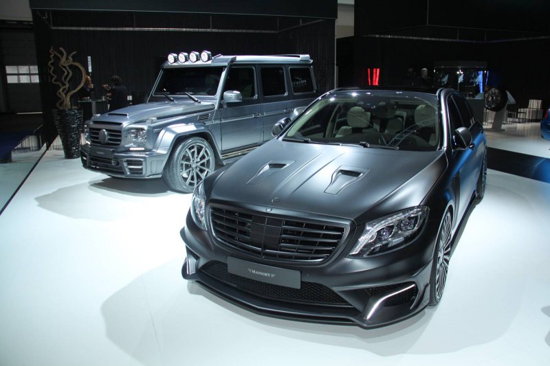 Франкфурт 2015: Mercedes-Benz S63 AMG Black Edition от Mansory