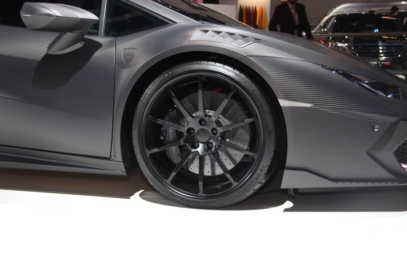 Франкфурт 2015: Torofeo Lamborghini Huracan от Mansory