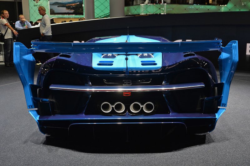 Франкфурт 2015: Bugatti представил концепт Vision Gran Turismo