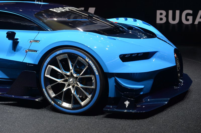 Франкфурт 2015: Bugatti представил концепт Vision Gran Turismo