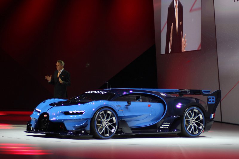 Франкфурт 2015: Bugatti представил концепт Vision Gran Turismo