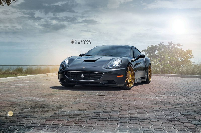 Ferrari California на дисках от Strasse Wheels