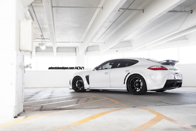 Porsche Panamera от Mansory на дисках ADV.1 Wheels