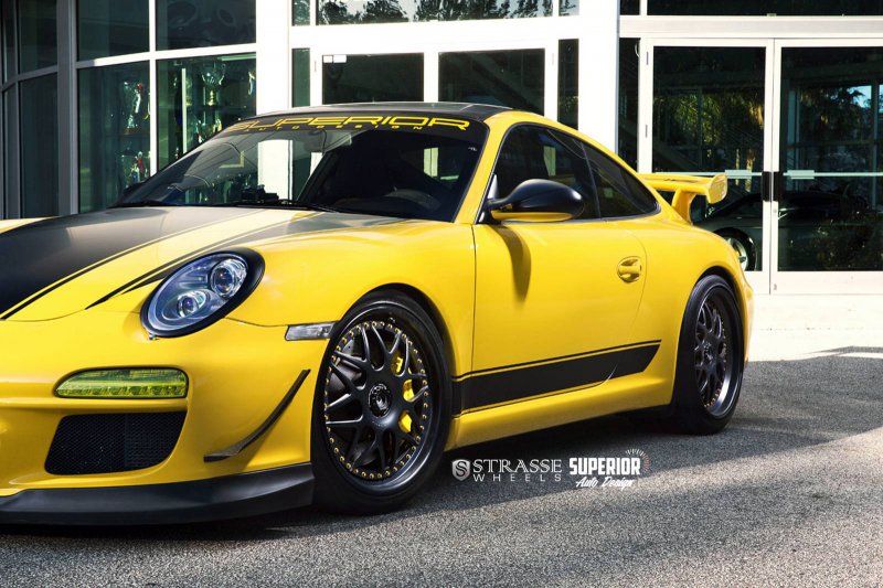 Porsche 911 GT3 на дисках от Strasse Wheels