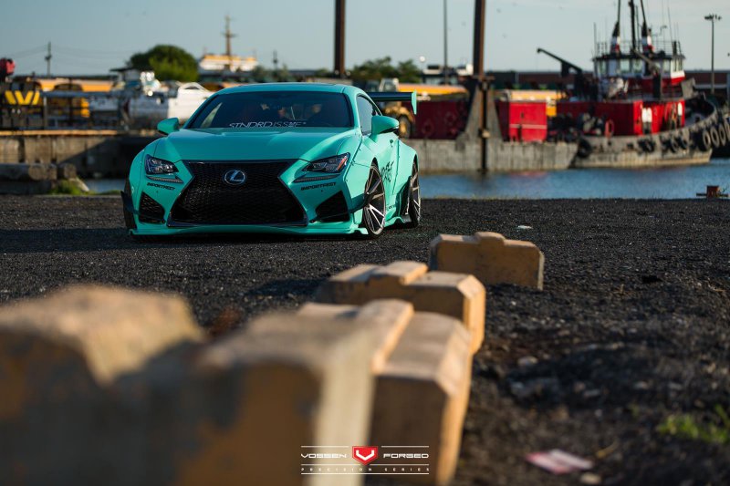 Lexus RC F в обвесах от Rocket Bunny