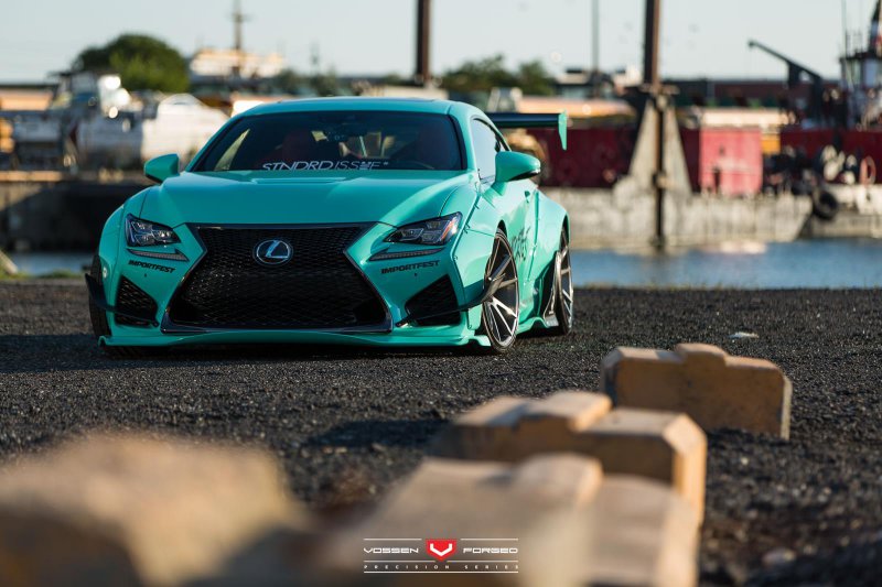 Lexus RC F в обвесах от Rocket Bunny