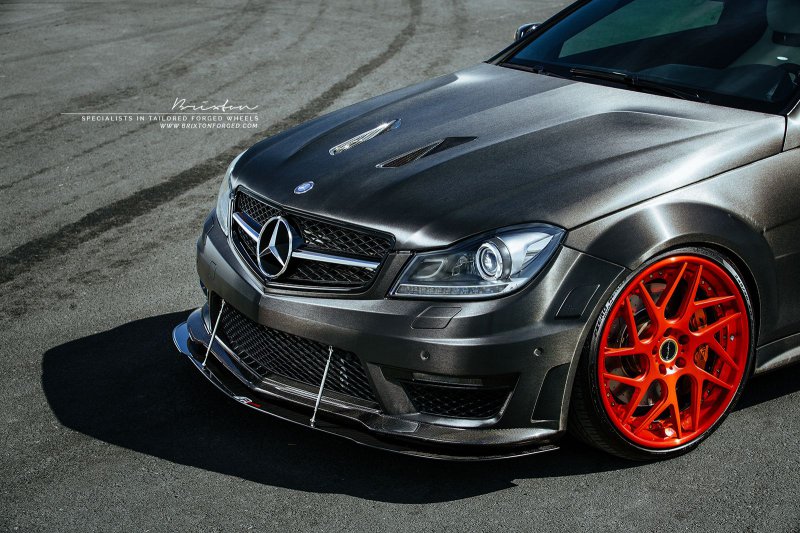 Mercedes-Benz C63 AMG от мастерской Weistec Engineering