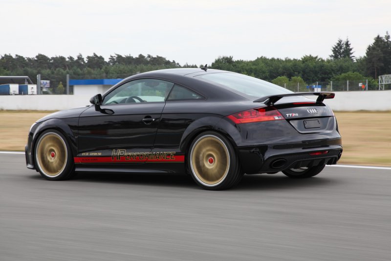 HPerformance представила 750-сильную Audi TT RS