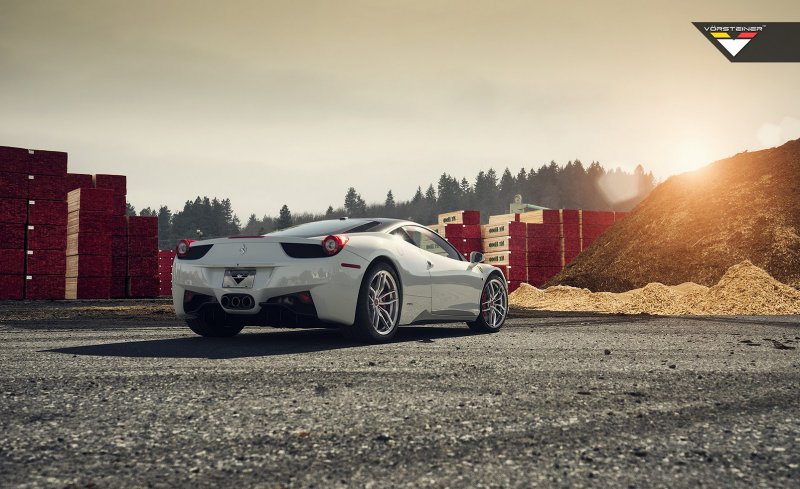 Ferrari 458 Italia на дисках от Vorsteiner