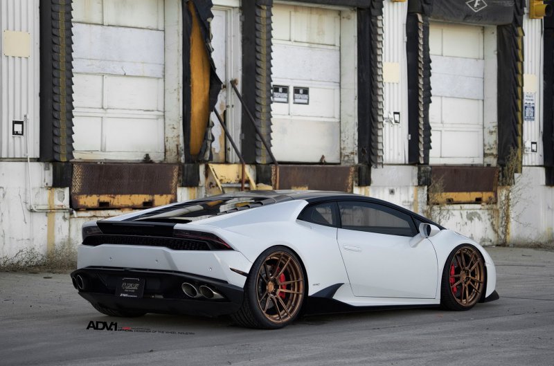 Lamborghini Huracan на дисках от ADV.1 Wheels