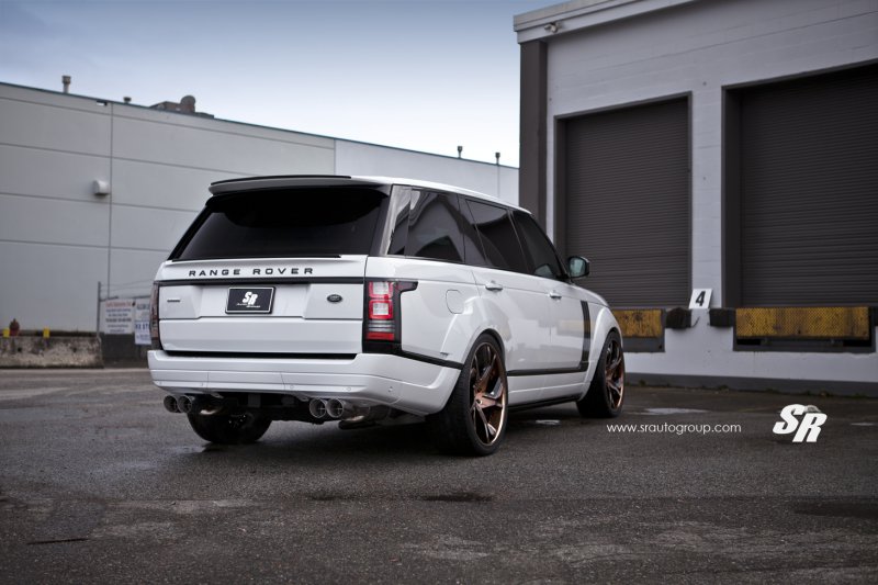 Range Rover в тюнинге от Khan Design