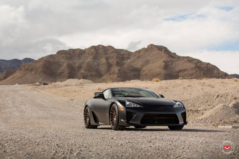 Lexus LFA на дисках от Vossen Wheels