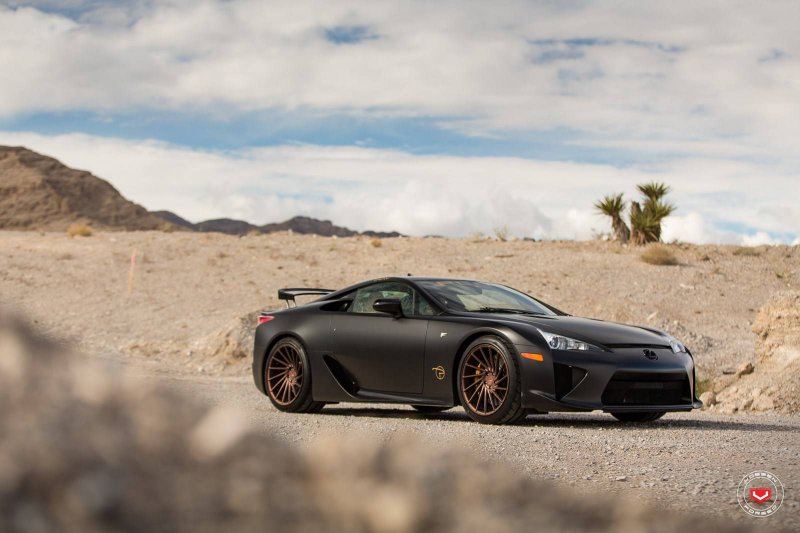 Lexus LFA на дисках от Vossen Wheels