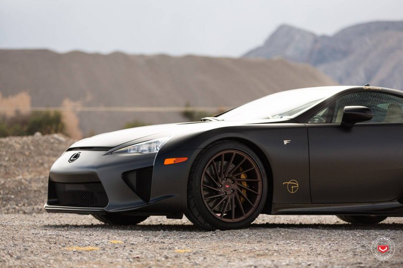 Lexus LFA на дисках от Vossen Wheels