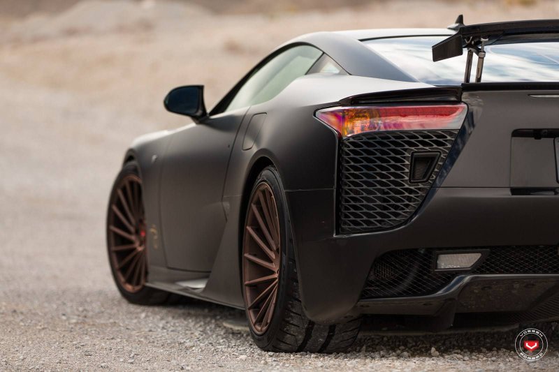 Lexus LFA на дисках от Vossen Wheels