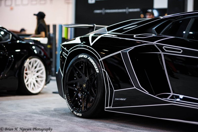 Lamborghini Aventador Tron от Giovanna Wheels