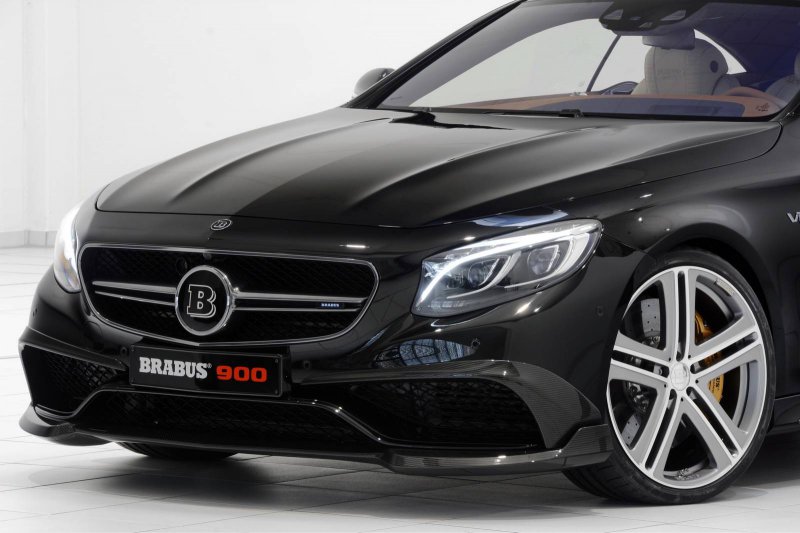 Brabus представил Mercedes-AMG S 65 в 900-сильный Rocket 900