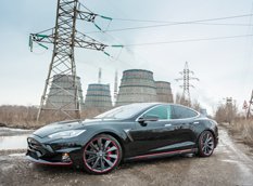 Tesla S Elizabeta от московской мастерской LARTE Design