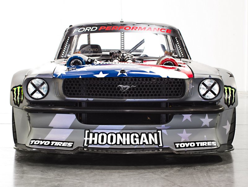 У Кена Блока теперь новый 1400-сильный Ford Mustang Hoonicorn