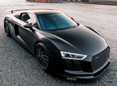 Audi R8 V10 Plus с кастомным обвесом на дисках Strasse Wheels