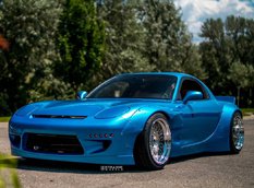 Mazda RX-7 FD на дисках Strasse Wheels