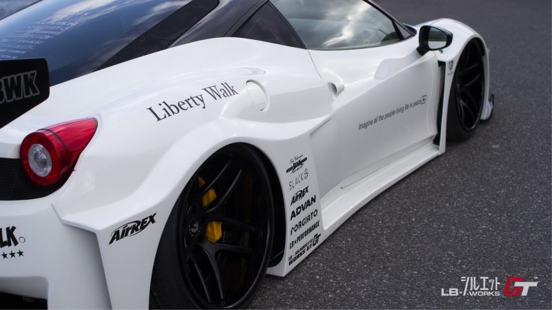 Ferrari 458 Italia в обвесе от Liberty Walk